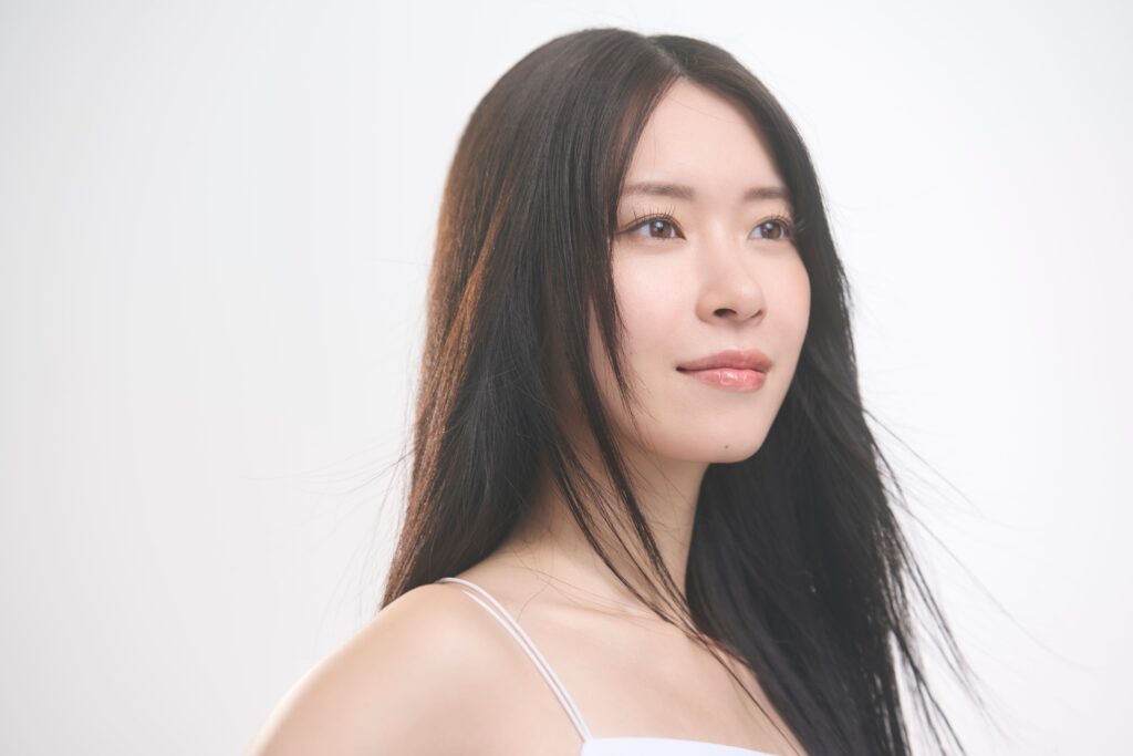 サンテ東神奈川が叶える、髪質改善と巻き髪の美学